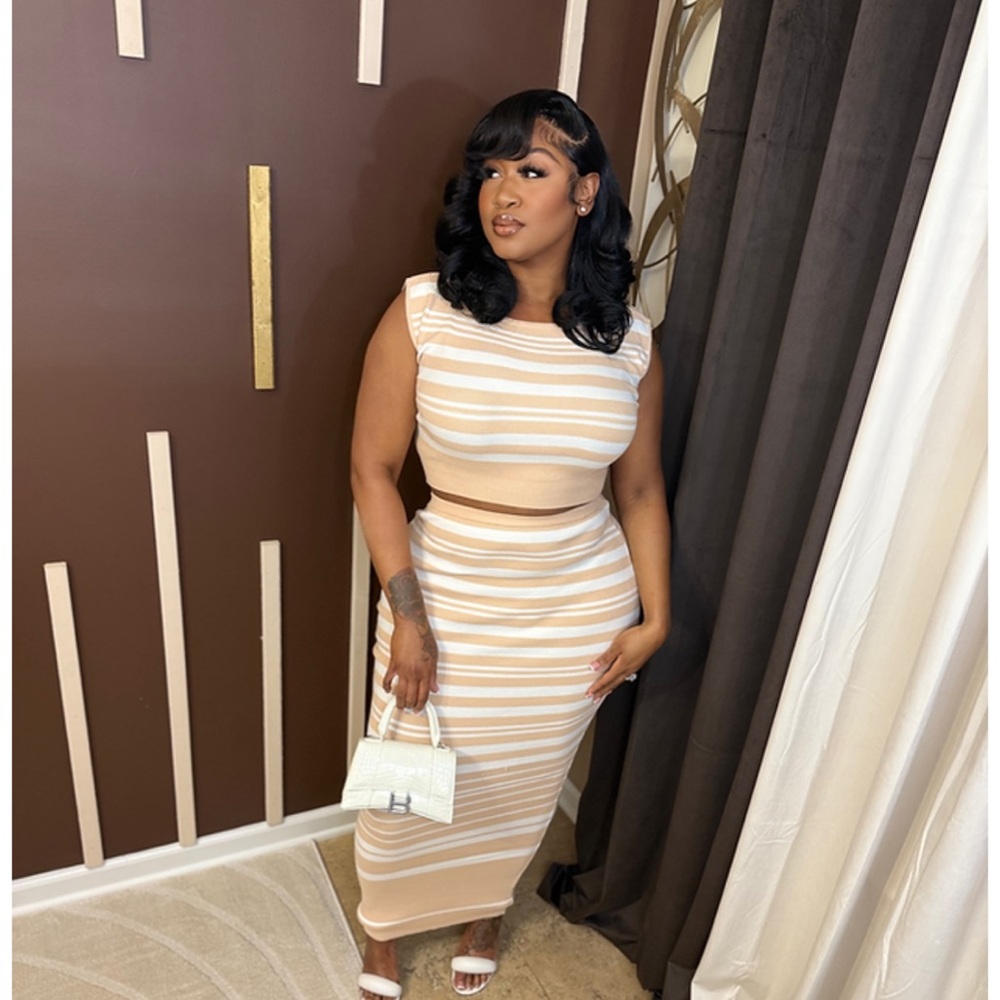 Elegant Striped Tan and White Skirt Set